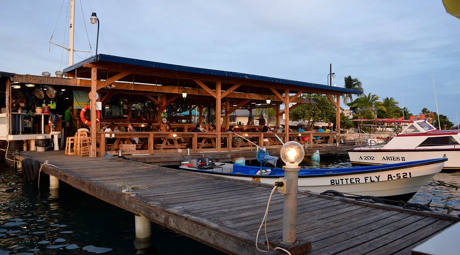 Zeerovers – Taste the Real Aruba